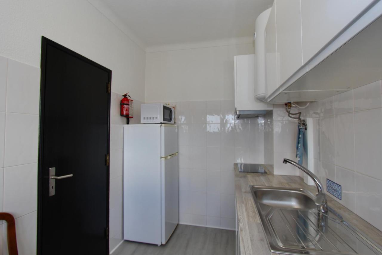 Appartamento Azzurro / Ocean View / 5 Min To Beach Albufeira Buitenkant foto