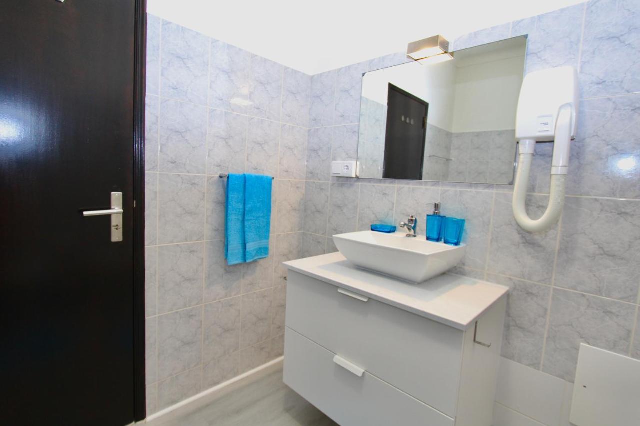 Appartamento Azzurro / Ocean View / 5 Min To Beach Albufeira Buitenkant foto