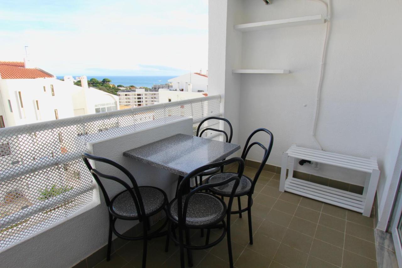 Appartamento Azzurro / Ocean View / 5 Min To Beach Albufeira Buitenkant foto